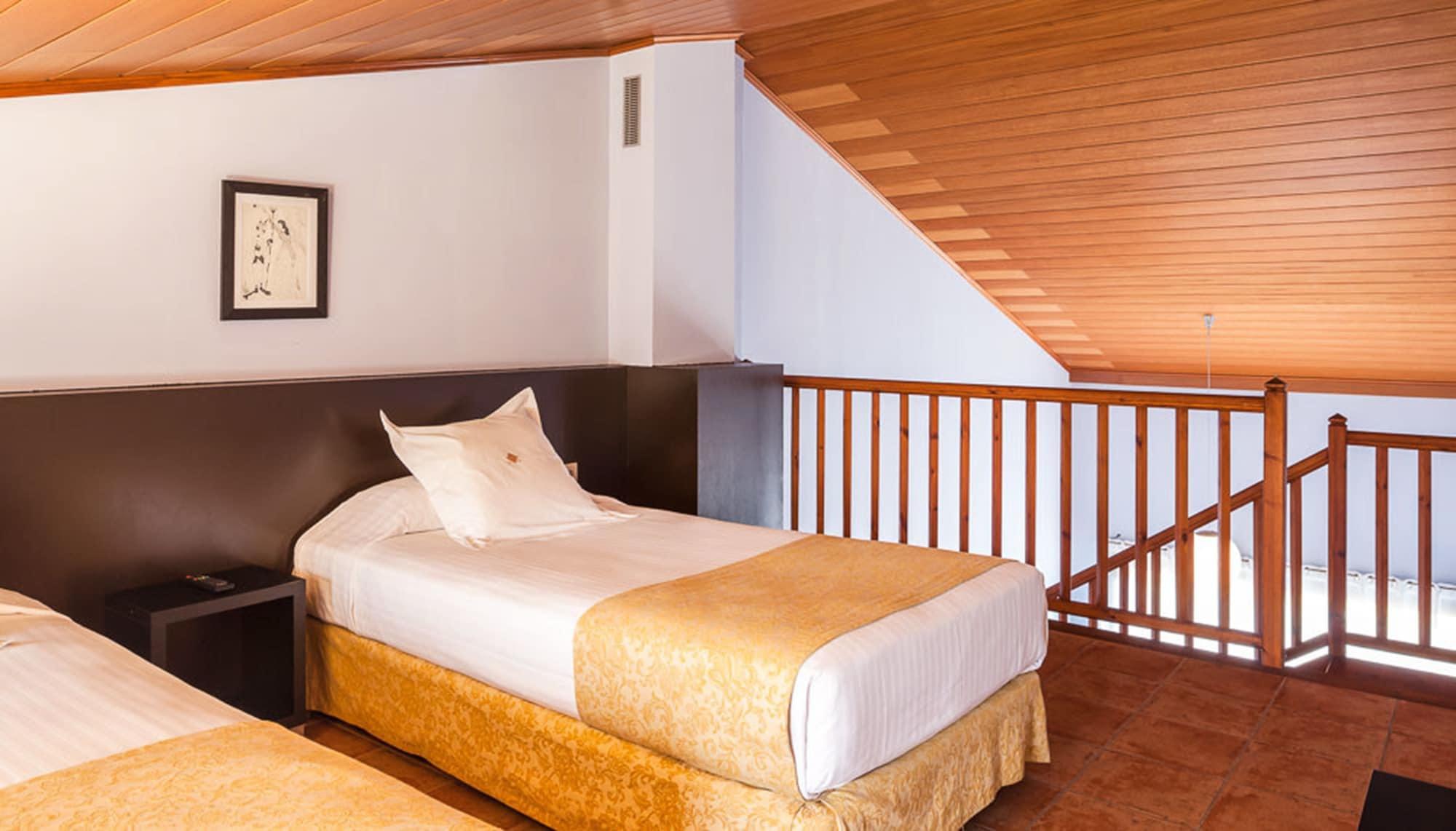 Hotel Vall De Bas خوانيتاس المظهر الخارجي الصورة