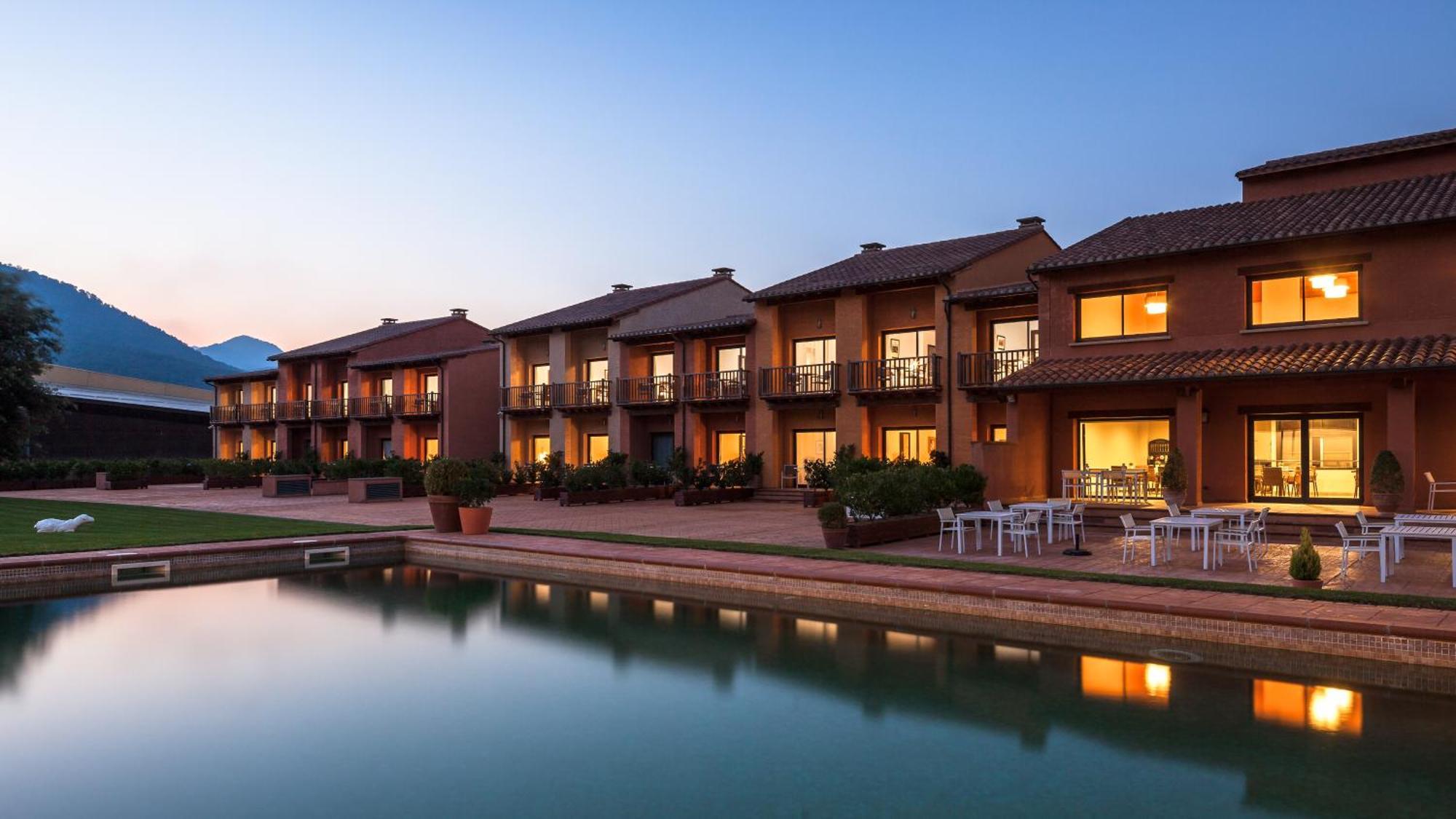 Hotel Vall De Bas خوانيتاس المظهر الخارجي الصورة